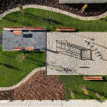 Apartmán Byt S Obrovskou Terasou, Zapad Slnka, Garazove Parkovanie Trnava