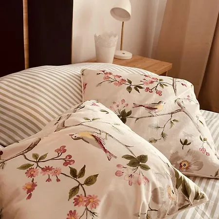 Byt S Obrovskou Terasou, Zapad Slnka, Garazove Parkovanie Apartmán